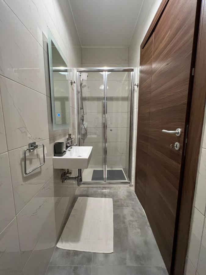 Brand New Apartment 2 Mins From Seafront St. Paul's Bay Exterior foto